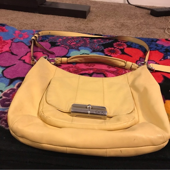 COACH Large Butter Yellow Leather Kristine Hobo Bag L1026-16808 Convertible - Picture 6 of 9